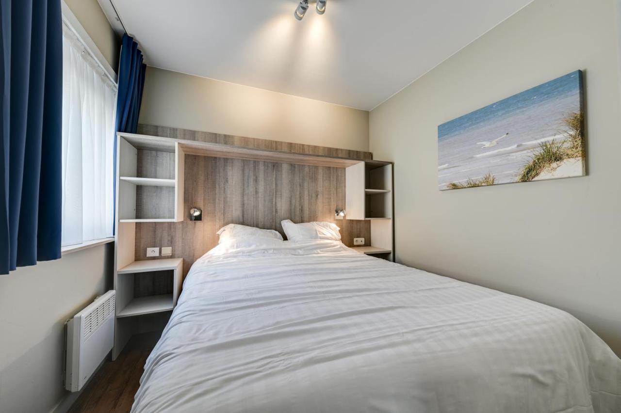 Holiday Suites Де-Ган Екстер'єр фото